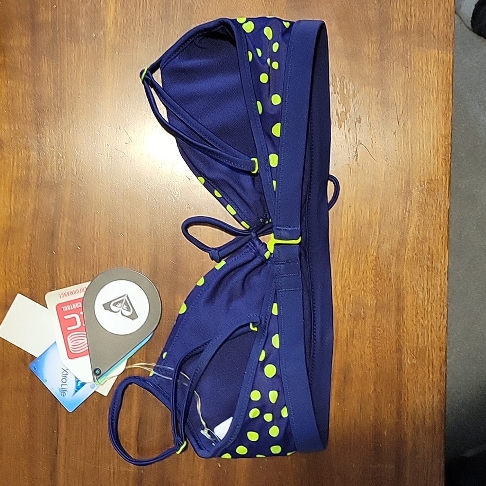 Roxy Bikini - Picture 2 of 8